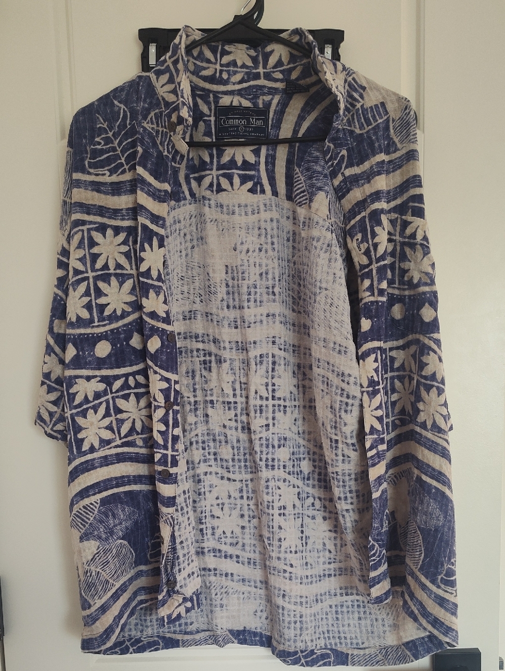 Blue & White Floral-Print Casual Button-Down Shirt